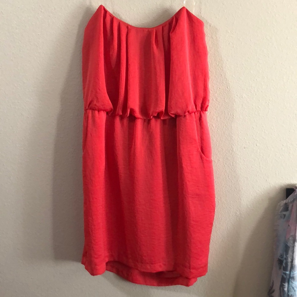 Strapless dress